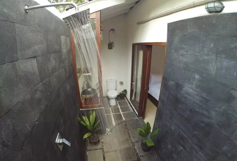 ペンション The This Kon Gili Meno