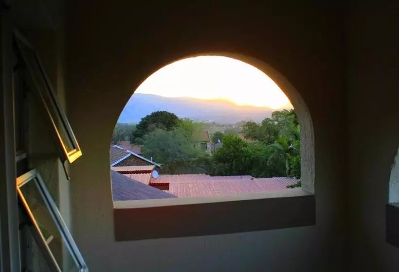 Majatalo Waterfall Guesthouse