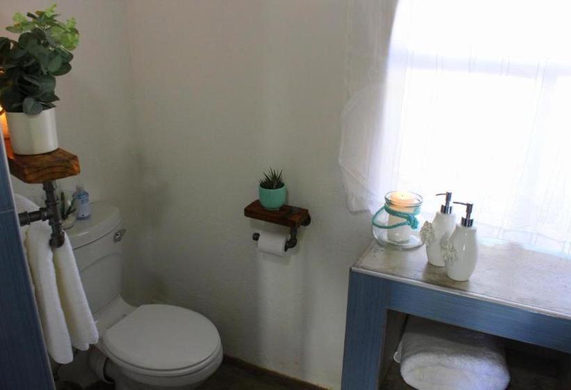 פנסיון Waterfall Guesthouse