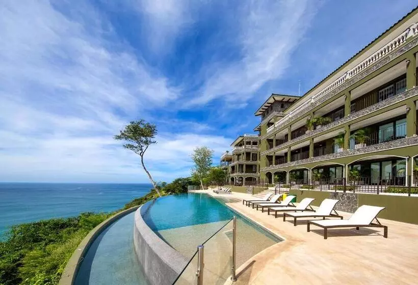 ホテル 360 Splendor Del Pacifico Residences