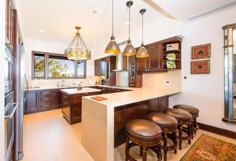 ホテル 360 Splendor Del Pacifico Residences