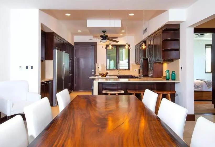 ホテル 360 Splendor Del Pacifico Residences