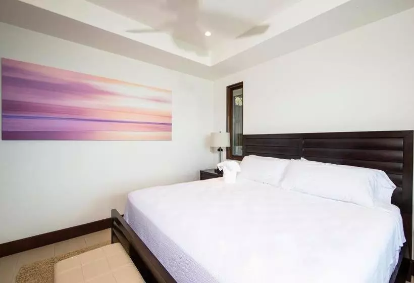 ホテル 360 Splendor Del Pacifico Residences