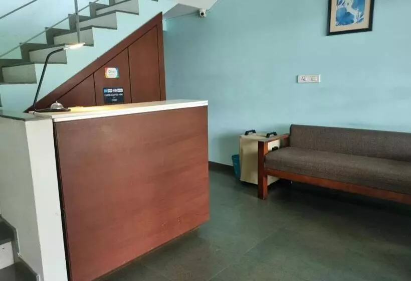 Majatalo Crayons Guest House Munnar