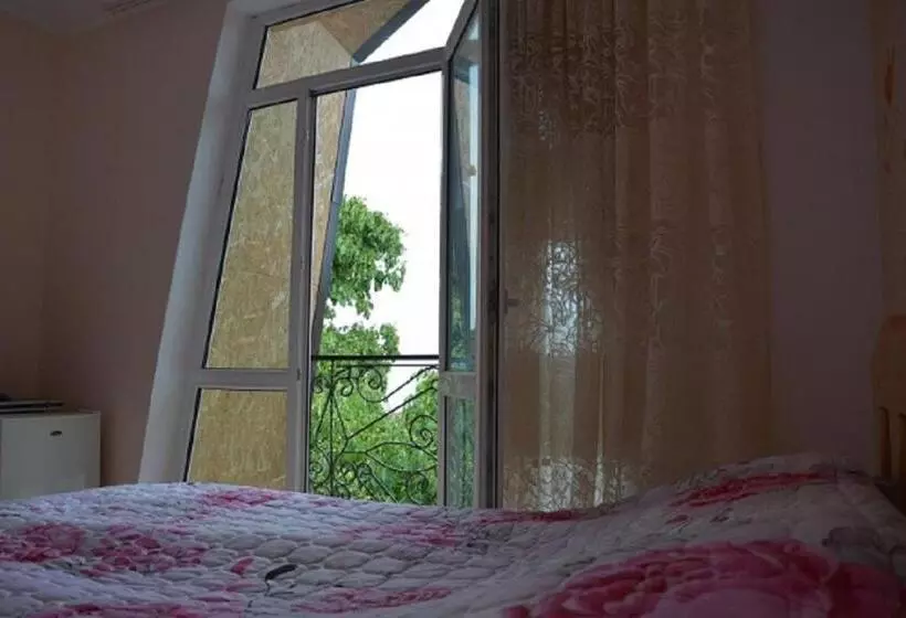 پانسیون Guest House Albatros