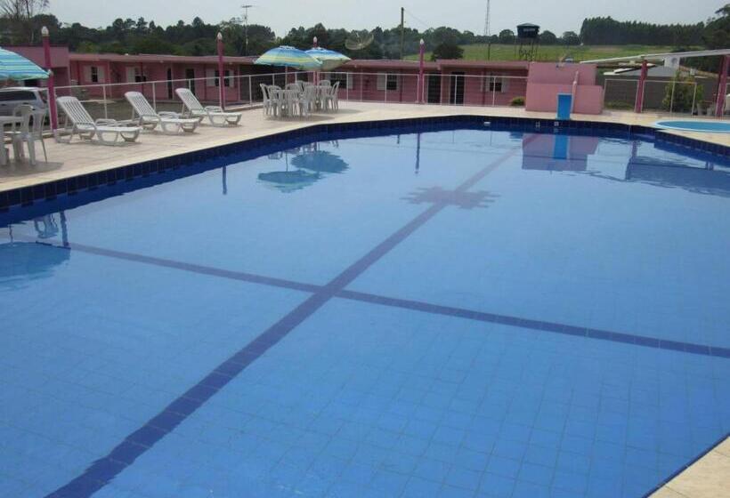 پانسیون Pousada Do Recanto Feliz