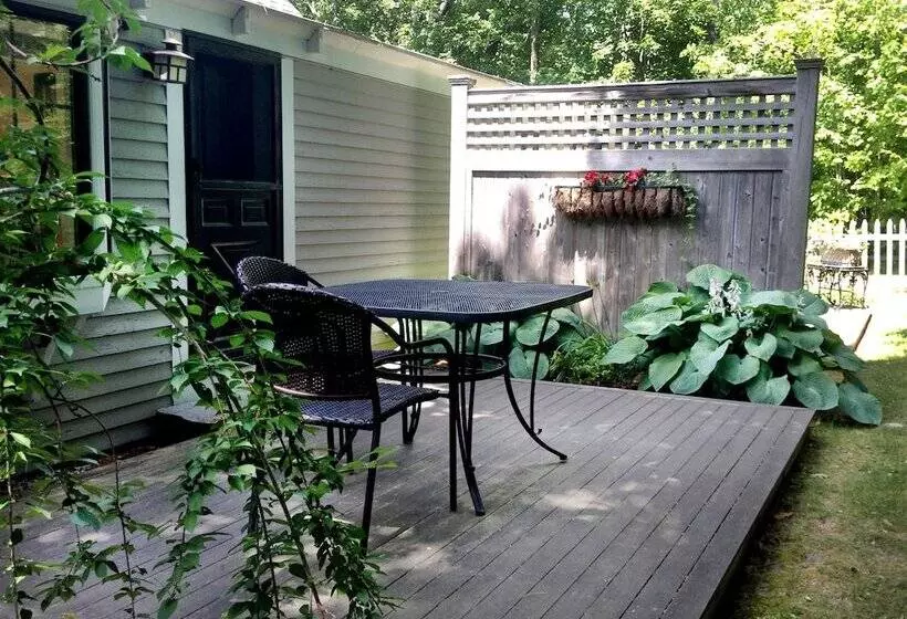 Retkeilymaja Morning Glory Inn