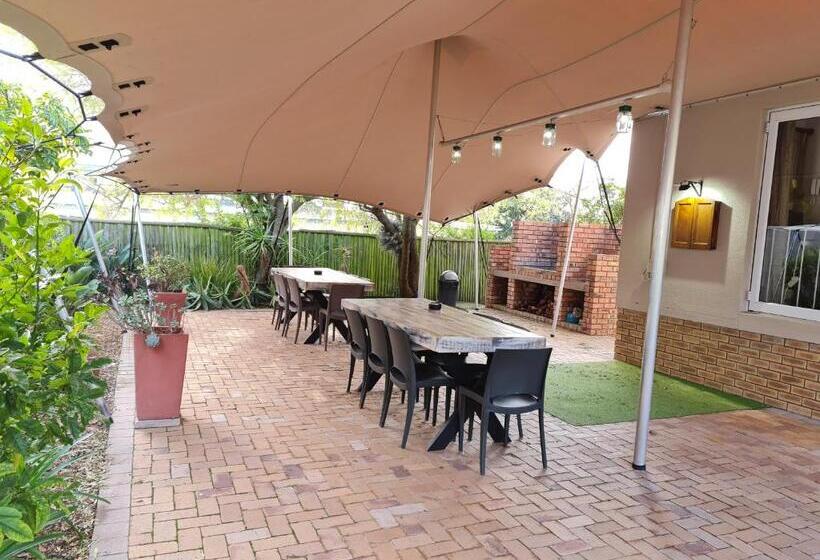 Пансион 10 Windell Self Catering Accommodation