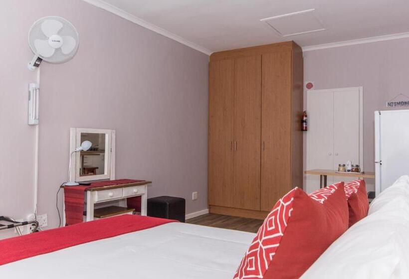 Пансион 10 Windell Self Catering Accommodation