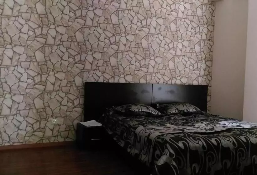 ペンション Centrale Guesthouse
