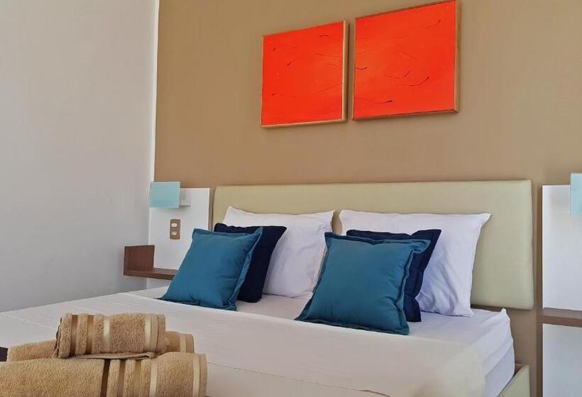 Ravenala Hotel Boutique