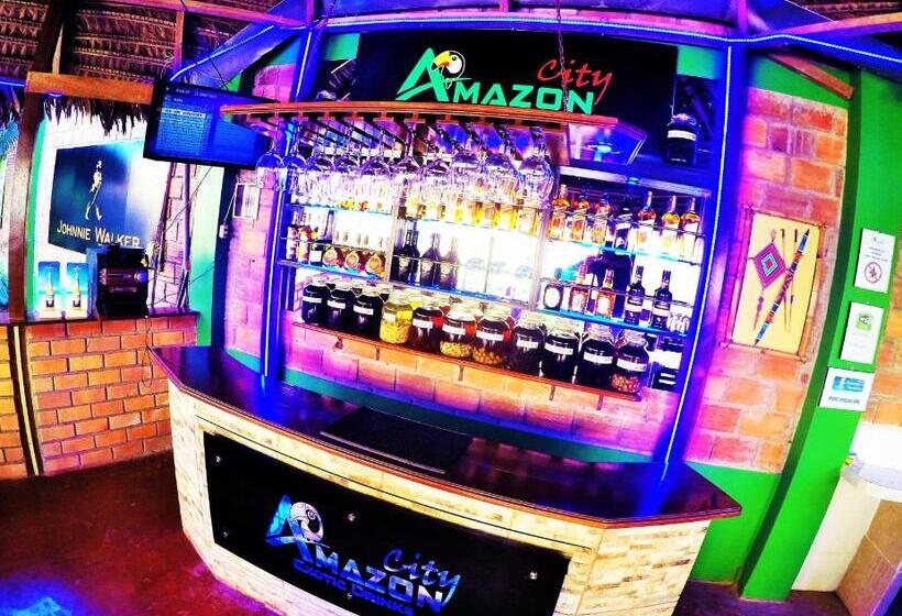 ユースホステル Amazon City