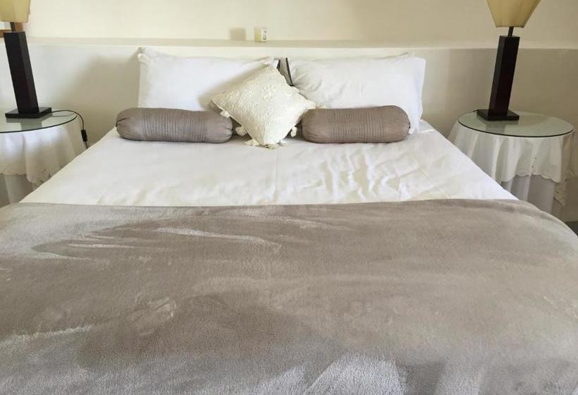 فندق Kookfontein Farm Cottages