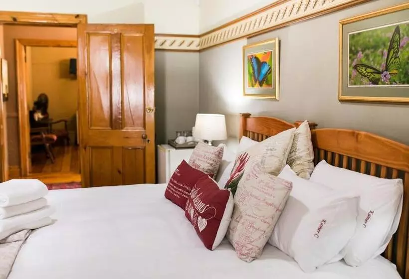 Majatalo Van Dykshuis Guest House