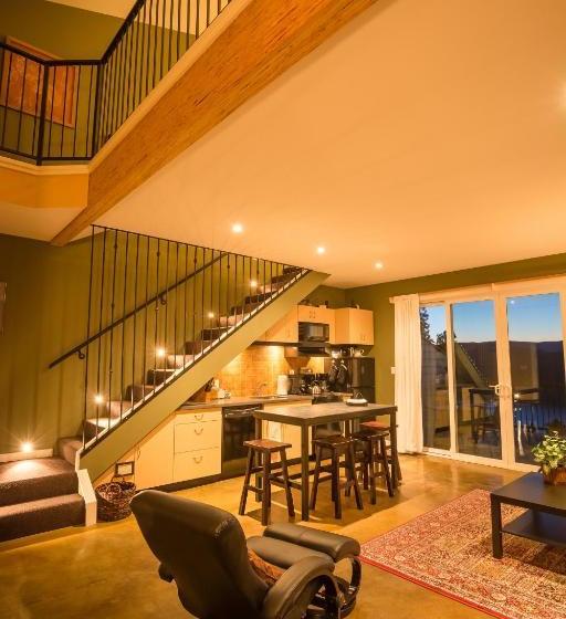 Pension Crooked Tree Guest Suites