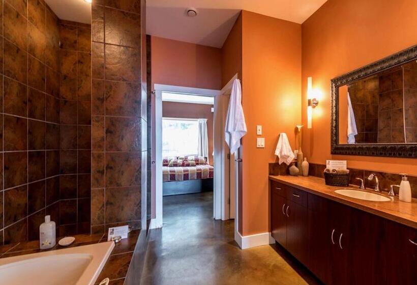 Pension Crooked Tree Guest Suites