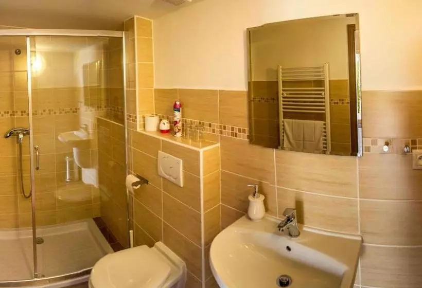 Majatalo Vinařský Penzion Přední Hora