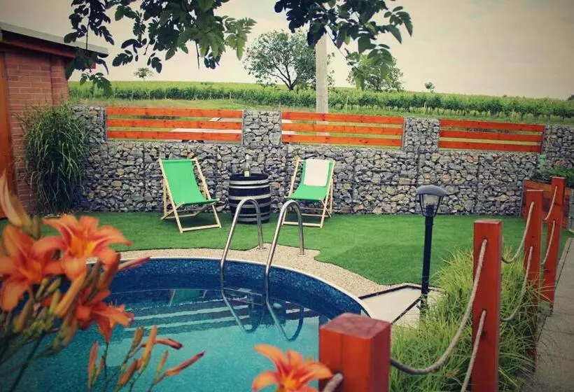 Majatalo Vinařský Penzion Přední Hora