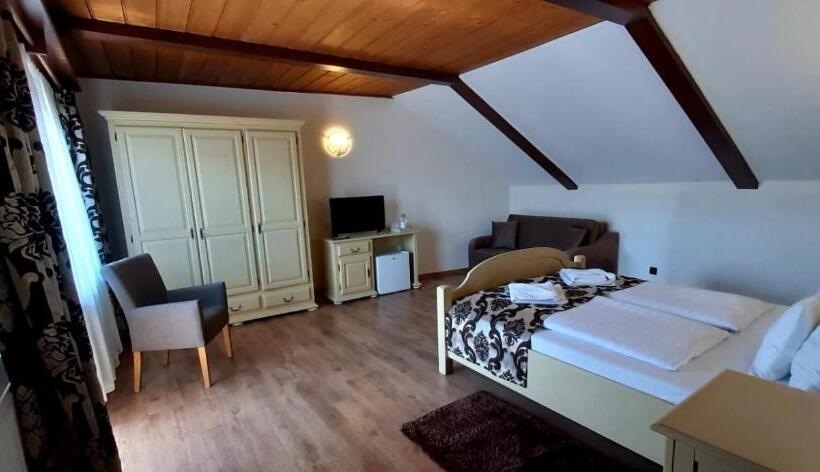 Pension Gasthof Clara