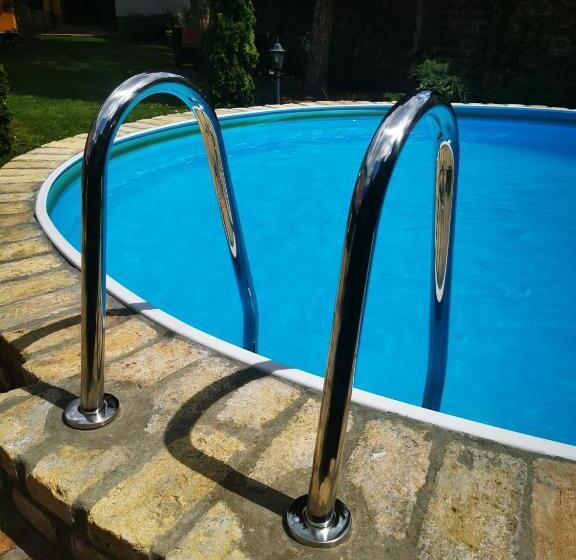 پانسیون Guest House Relić