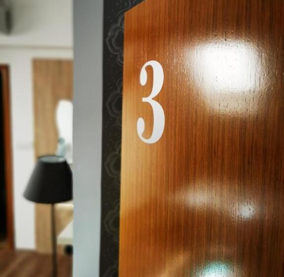 پانسیون Guest House Relić