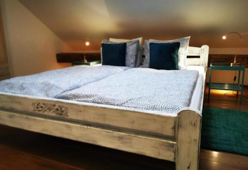 پانسیون Guest House Relić