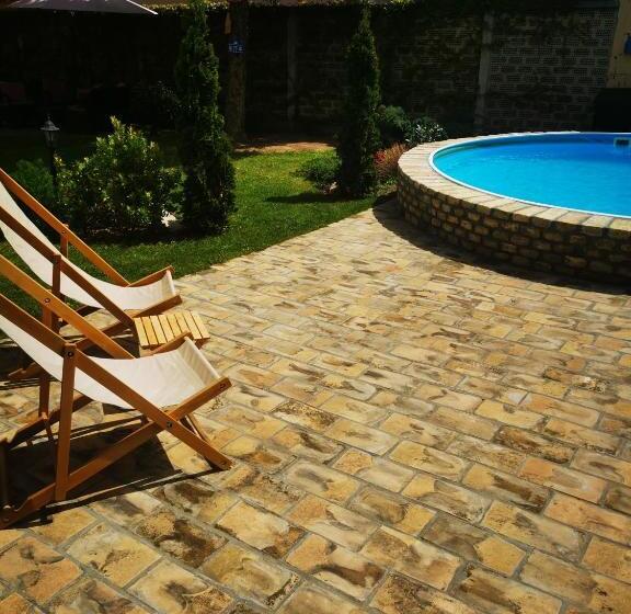 پانسیون Guest House Relić