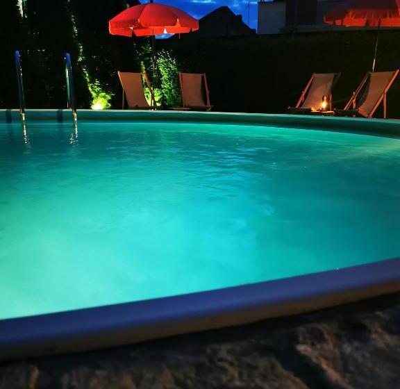 پانسیون Guest House Relić