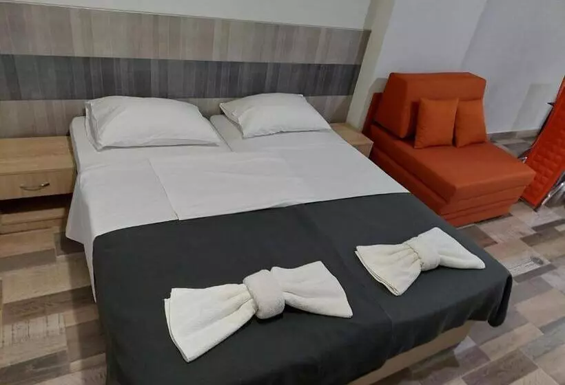 پانسیون Guest House Tedi