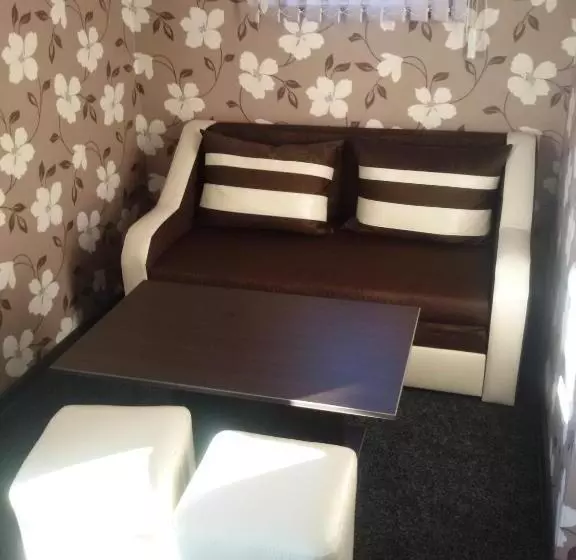 پانسیون Guest House Tedi