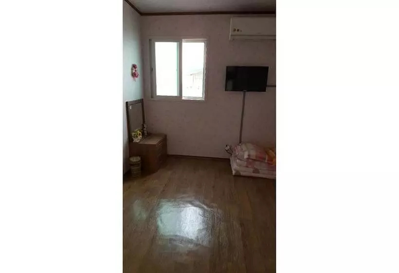 ペンション Jeju Sunflower Guest House