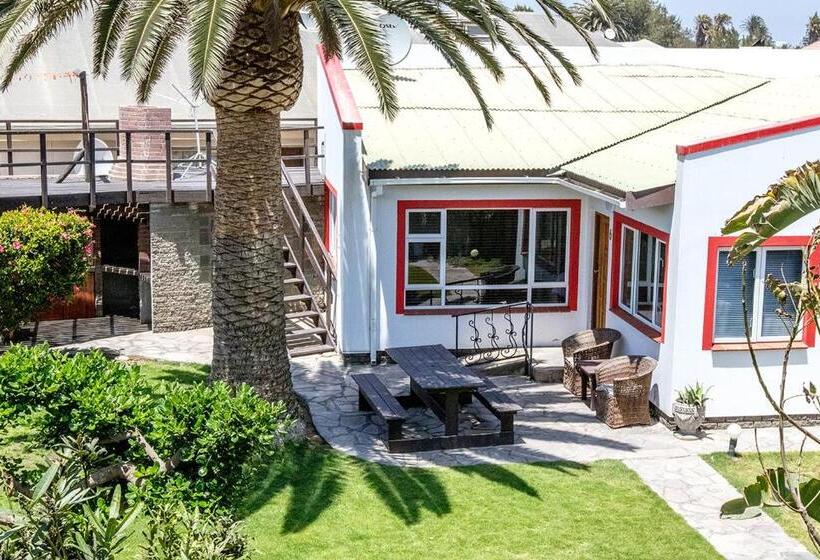 پانسیون Stay Cleverly Self Catering Apartments