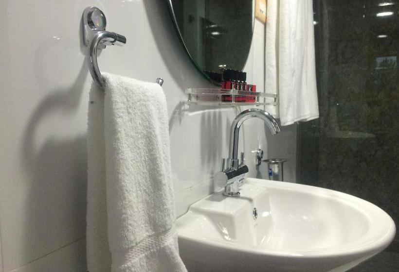 Pensionat The Oasis Srinagar