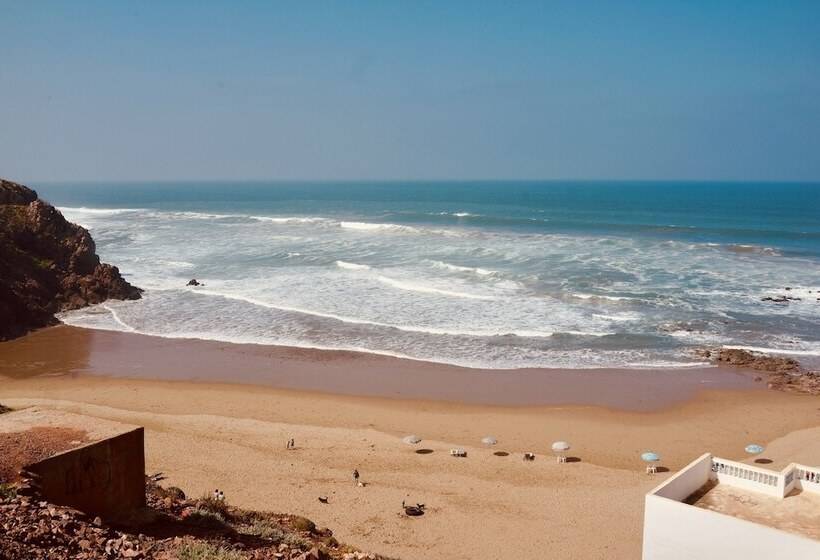 هاستل Gite Le Nomade