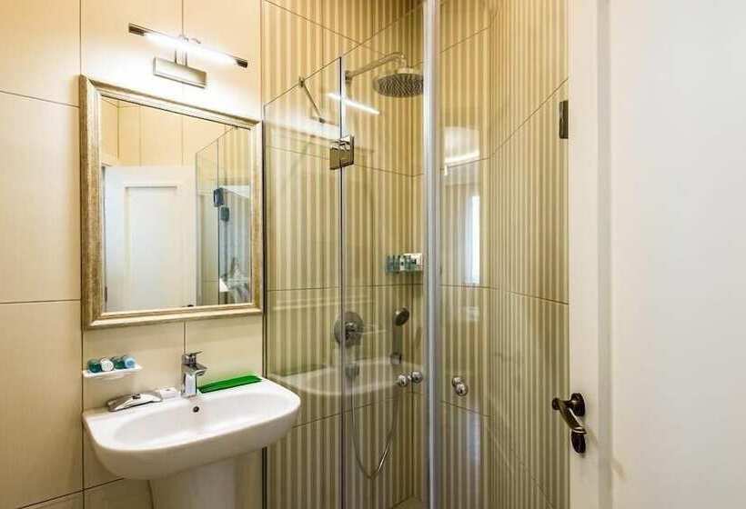 פנסיון Boutique Guest House Coco