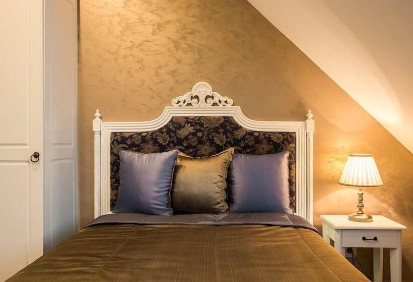 פנסיון Boutique Guest House Coco