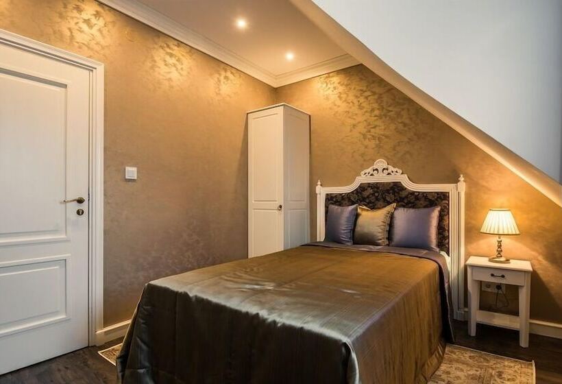 פנסיון Boutique Guest House Coco