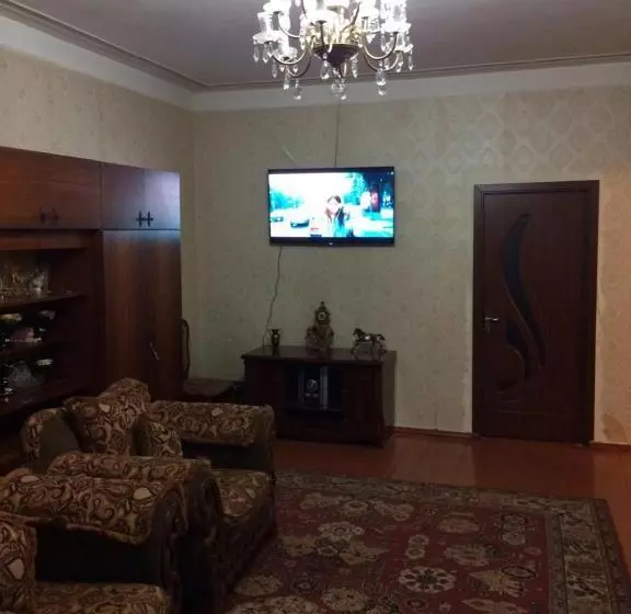 Majatalo Gokor B&b