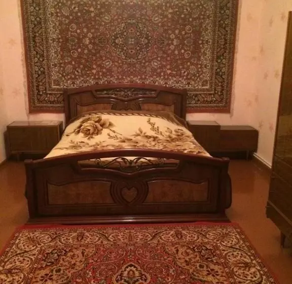 Majatalo Gokor B&b