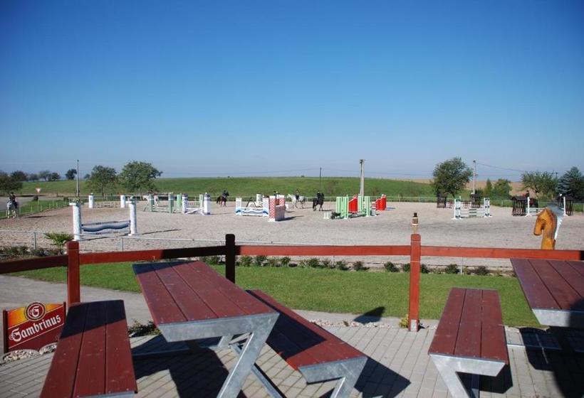 ペンション Penzion Jízdárna Suchá