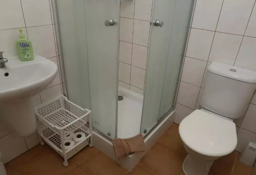 Majatalo Penzion Jízdárna Suchá