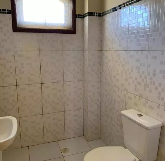 ペンション Pousada Bertimar