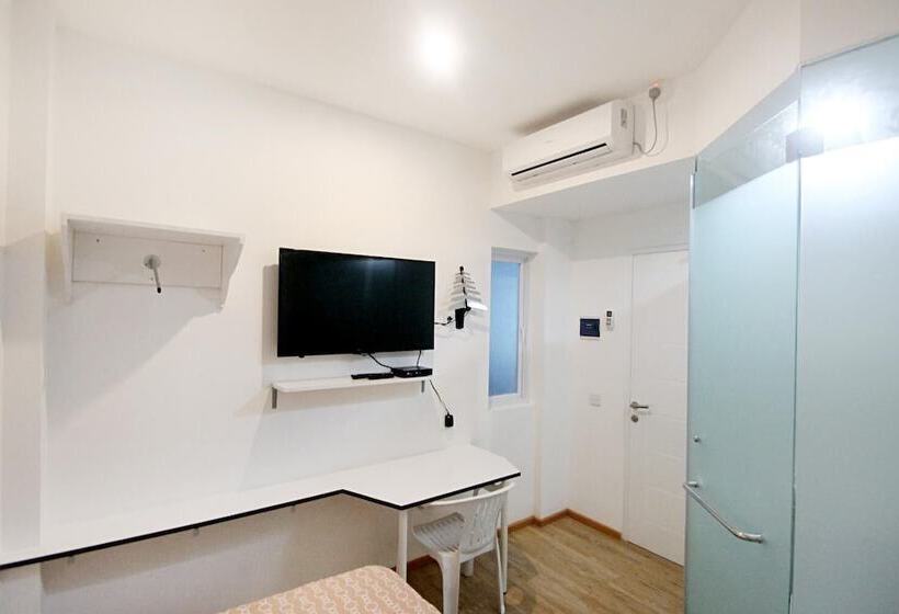 פנסיון Rumah Kayu Manis Tebet