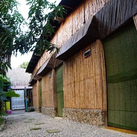 پانسیون Tribe