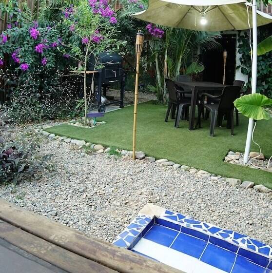 پانسیون Tribe