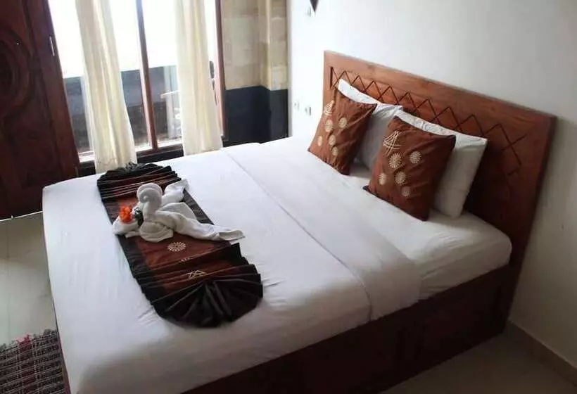 ペンション Amerta Sari Hotel & Restaurant