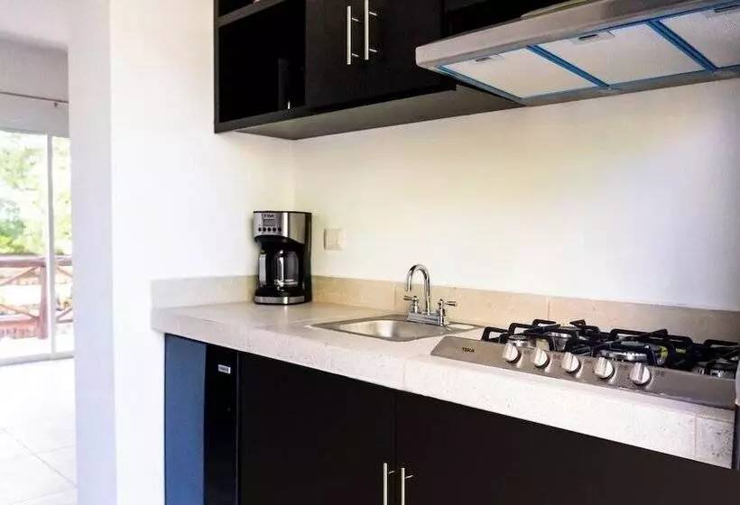 پانسیون Casa Tortuga Tulum Cenotes Park Inclusive