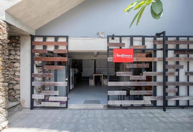 פנסיון Reddoorz @ Pecatu Ungasan