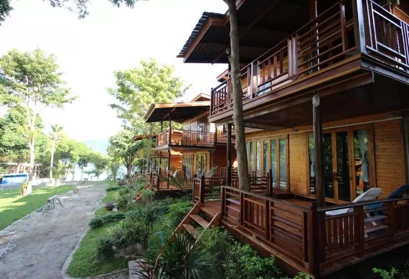 Pensionat Longbay Lipe Bungalow
