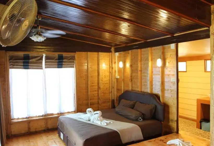 Pensionat Longbay Lipe Bungalow